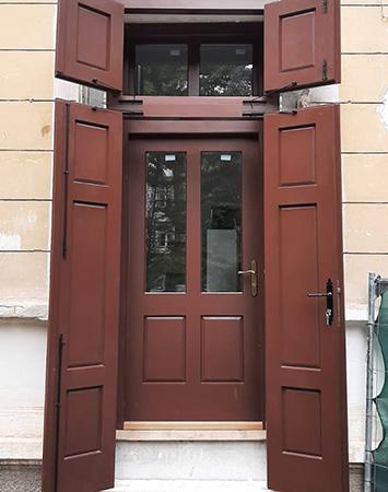 Uși Image 10